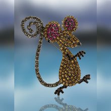 Mouse Pin with Swarovski Crystal Stones