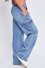Jeanswear High-Rise Straight Cargo Jeans For Women by Trendsi