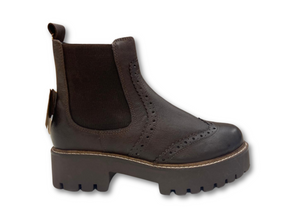 Emma Brown Oxford Chelsea by oobash