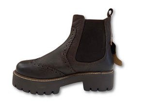 Emma Brown Oxford Chelsea by oobash