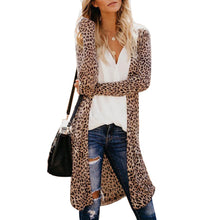 Long trench coat by Wiio