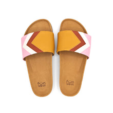 vegan' and pink. Get these stylish - Gelbe Sandalen in Senf, Terracotta, Weiß, Rosa - Vegan 'gelbe' (yellow) sandals in mustard, terracotta, by Fünve / Buddify