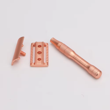 Double Edge Safety Razor by Caley-Beth / Buddify