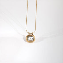 Beyonce - Crystal Pendant Necklace by melomelo