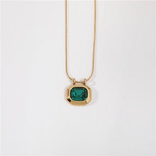 Beyonce - Crystal Pendant Necklace by melomelo