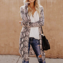 Long trench coat by Wiio