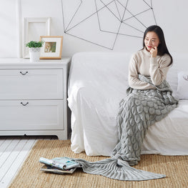 Knitted Mermaid Tail Blanket Adult/Child/Baby Mermaid Blanket Knit Cashmere-Like TV Sofa Blanket Sleeping bag